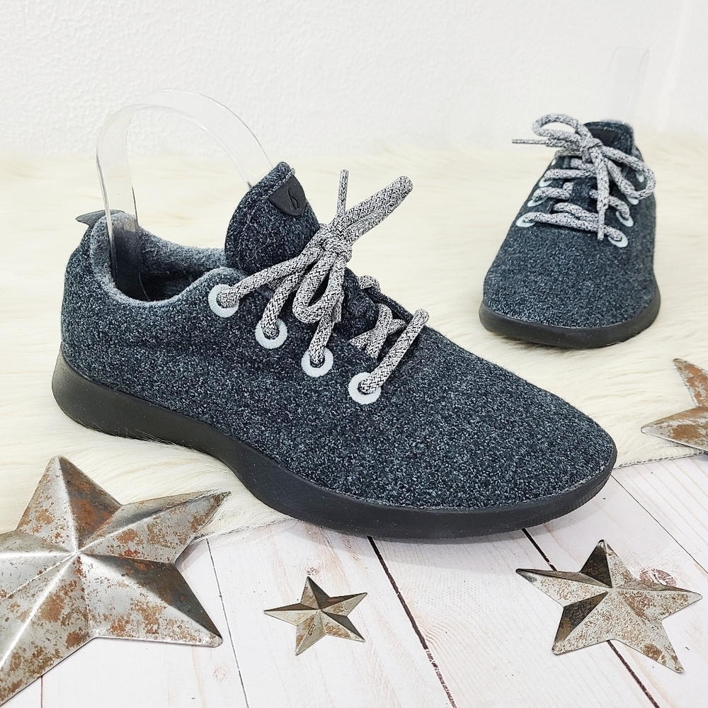 Allbirds women's wool runners dark gray black sneakers lace up size 8